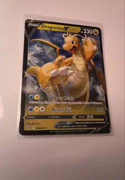 Dragonite V 049/078 Pokemon GO Holo - Image 1