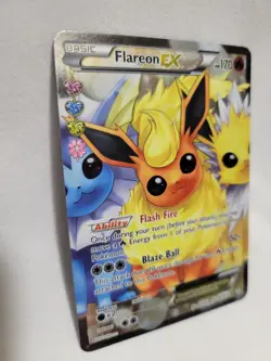 Flareon ex RC28/RC32 Generations: Radiant Collection Full Art Pokemon Card - Image 4