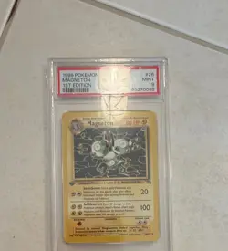 1999 Pokemon Fossil 1st Edition Magneton #26 PSA 9 - Image 1
