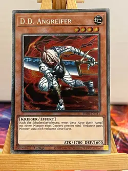 D.D. Angreifer RA03-DE141 Platinum Secret Rare Deutsch NM YUGIOH - Image 1