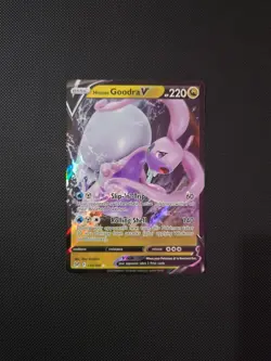 Hisuian Goodra V 135/196 - Pokemon TCG Lost Origin (2022) - NM - Holo Ultra Rare - Image 1