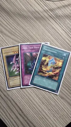 Yu-gi-oh sdd-e001 / sdd-e002 / sdd-e003 NM/MINT Complete Set - Image 1