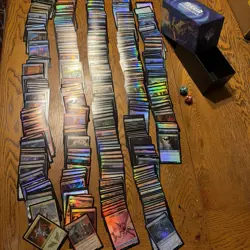 MTG 550 Count ALL FOIL Commons Uncommons Bulk Lot With Card Box & Spindown Dice - Image 1