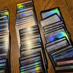 MTG 550 Count ALL FOIL Commons Uncommons Bulk Lot With Card Box & Spindown Dice - Image 3