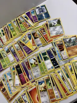 Lot 150 Mixed POKEMON Cards - Image 2