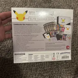 Pokemon TCG: 25th Anniversary Celebrations Elite Trainer Box (2021) 820650809439 - Image 4