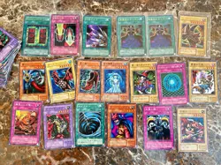 Vintage Yugioh Lot 1996 1st Eds Foils Rares Japanese 550+ Cards - Image 3
