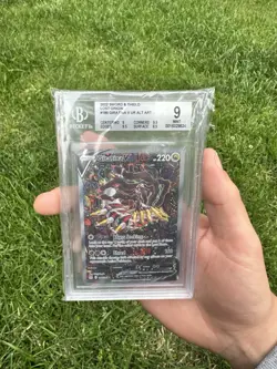 2022 Pokemon Sword & Shield Lost Origin #186 Giratina V UR Alt Art BGS 9 MINT - Image 1