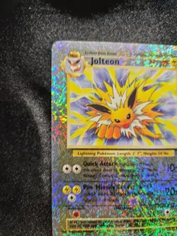 Pokemon Jolteon 14/110 Legendary Collection Reverse Holo - Image 4