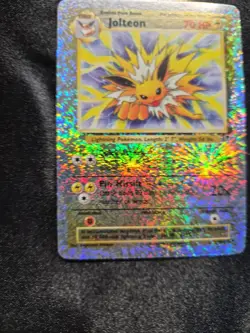Pokemon Jolteon 14/110 Legendary Collection Reverse Holo - Image 5