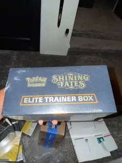 Pokemon Shining Fates Elite Trainer Box Trading Card Game - 820650808173 97712552774 - Image 4