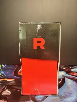 Pokemon Scarlet & Violet Destined Rivals Elite Trainer Box, Mewtwo & Giovanni - Image 3