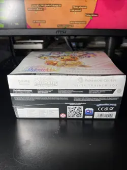 *DENT* Pokemon Center Exclusive Prismatic Evolutions Elite Trainer Box - ETB - Image 2