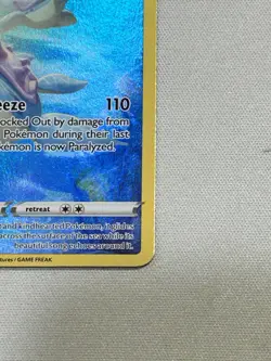 Lapras GG05/GG70 Crown Zenith Galarian Gallery Holo Card Near Mint Condition - Image 4