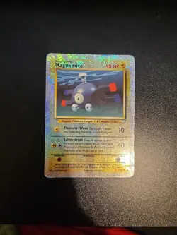 DAMAGED Pokemon TCG 2002 Magnemite Legendary Collection 80/110 Reverse Holo - Image 1