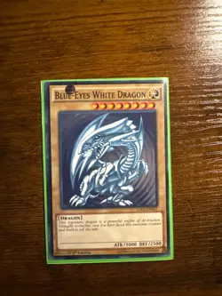 Blue-Eyes White Dragon (Version 2) LDK2-ENK01 Legendary Decks II 1st Edition - Image 1