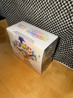 Pokemon Prismatic Evolutions ETB SEALED (Minor Tear See Pics) SHIP FAST 🔥 - Image 3