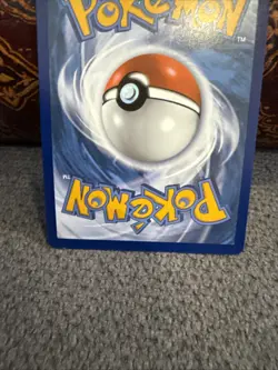 Pokemon TCG Fusion Strike Ultra Mew v 113/264 N/M - Image 4