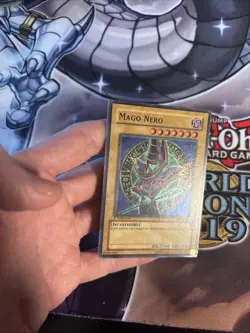 YUGIOH! - Dark Magician SYE-001 Super Rare 1st Edition Italian HP (WNU) - Image 2