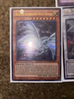 Yu-Gi-Oh Ultra Rare Original Blue-Eyes White Dragon Card Bundle Lot - Image 4