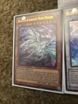 Yu-Gi-Oh Ultra Rare Original Blue-Eyes White Dragon Card Bundle Lot - Image 5