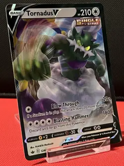 Pokemon TCG Tornadus V Ultra Rare Chilling Reign 124/198 - Image 1