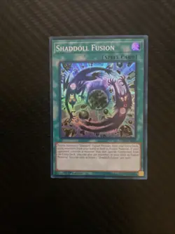 YUGIOH TCG SHADDOLL FUSION SDSH-EN019 SUPER 1ST EDITION NM - Image 1