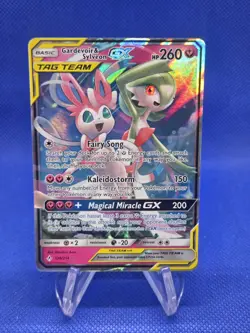 Pokemon Sun & Moon Unbroken Bonds Gardevoir & Sylveon GX Tag Team 130/214 LP - Image 1