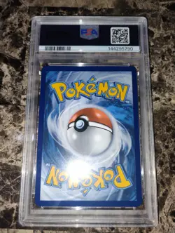 2025 POKEMON PRE EN-PRISMATIC EVOLUTIONS HYPER RARE #179 PIKACHU EX PSA 8 - Image 2