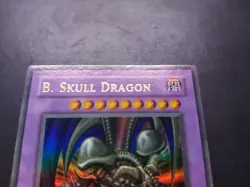 Yugioh - B. Skull Dragon MRD-018 Ultra Rare Very Nice Holo Foil Bleed - Image 4