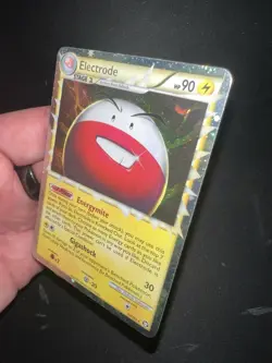 Pokemon TCG Electrode Prime Holo Card 93/102 Triumphant Ultra Rare NM - Image 5