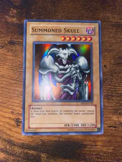 Summoned Skull - DB1-EN142 - Super Rare - Unlimited - VLP - Image 1