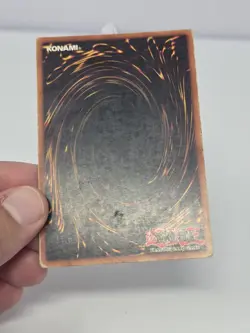 *FADED* YuGiOh Dark Magician Ultra Rare SDY-006 2002 Moderately Played - Image 3