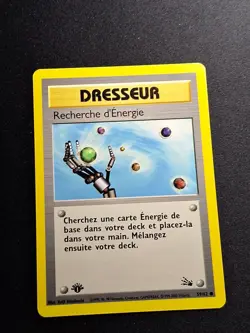 EDITION 1 NM Recherche d'Energie 59/62 Wizards Fossile FR Carte Carte Pokemon FR - Image 1