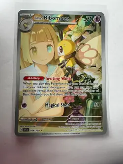LILLIE'S RIBOMBEE 164/159 ILLUSTRATION RARE JOURNEY TOGETHER POKEMON NEAR MINT - Image 2