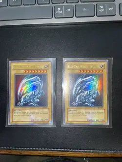 RARE HOLO Konami Blue-Eyes White Dragon SDK-001 Yu-Gi-Oh! - Image 5