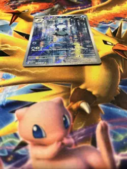 Pokemon TCG Poliwhirl Full Art 176/165 151 Card NM/M Condition - Image 4