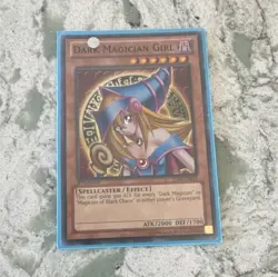 Konami Yu-Gi-Oh! Dark Magician Girl YSYR-EN011 1st Edition Spellcaster Card - Image 1