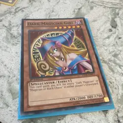 Konami Yu-Gi-Oh! Dark Magician Girl YSYR-EN011 1st Edition Spellcaster Card - Image 4