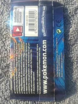 Pokemon XY Evolutions Booster Pack Brand New/Sealed Charizard Art - Image 2