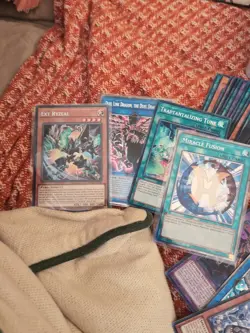 Yugioh Mega Tin 2025 Full Of Holos - Image 3