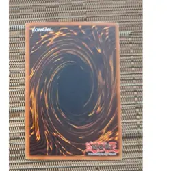 1996 Yu-Gi-Oh! 1st Edition Cyclone Blade POTD-EN043 Ultimate Rare Card - Image 3