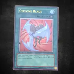 1996 Yu-Gi-Oh! 1st Edition Cyclone Blade POTD-EN043 Ultimate Rare Card - Image 1