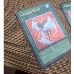 1996 Yu-Gi-Oh! 1st Edition Cyclone Blade POTD-EN043 Ultimate Rare Card - Image 5