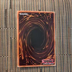 1996 Yu-Gi-Oh! 1st Edition Gold Emergency Teleport Card PGL3-EN081 - Image 5