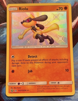 Pokemon Riolu SV21/SV94 Holo Shiny Vault Hidden Fates English 2019 NM - Image 3