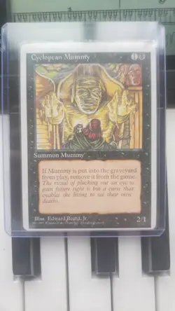 Mtg Magic The Gathering Cyclopean Mummy 4th Edition Miscut Offcut - Image 1