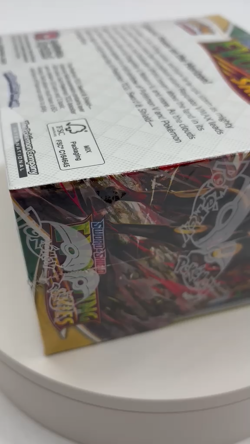 Pokemon TCG Sword & Shield Evolving Skies Booster Box SEALED w/Acrylic - Image 2