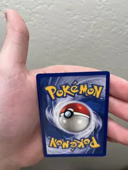 PIKACHU 58/102 RED CHEEKS SHADOWLESS Base Set Pokemon - Image 3