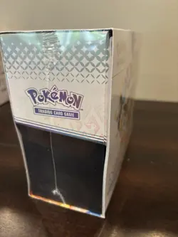 Pokemon TCG Scarlet & Violet Prismatic Evolutions Elite Trainer Box ETB k - Image 3